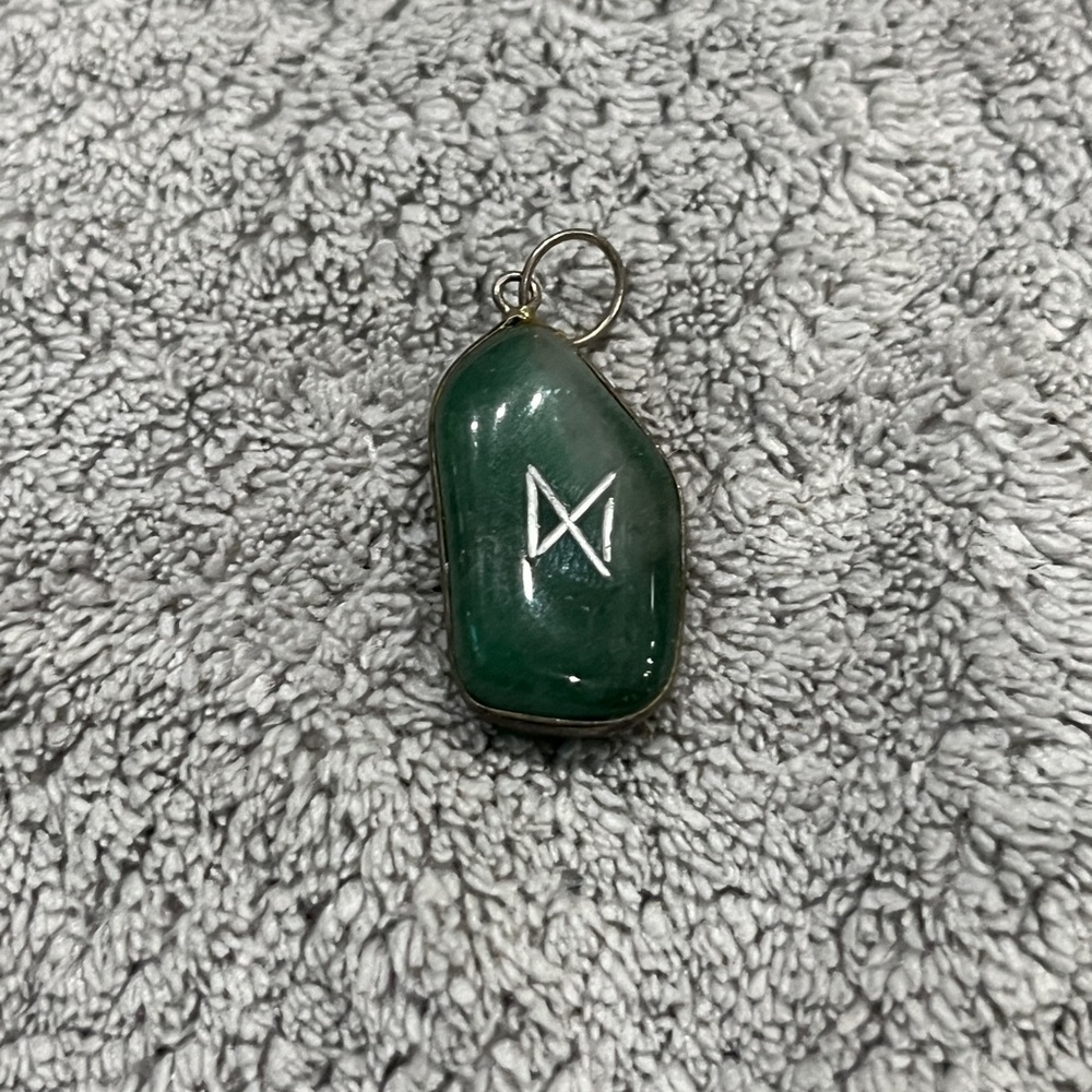 Sterling Silver Green aventurine Stone Runic Symbol Pendant Necklace